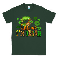 Sports Green kiss me im irish st patricks lip stain Classic Tee - LillyAllenDesigns