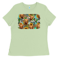 Matcha highland cow western background Ladies Tee - Jasminsmagicworld