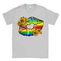 Moon Dust Lgbtq Pride Rainbow Lips Classic Tee - BundleAndBundleShop