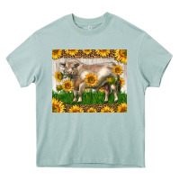 Arona Western Charolais Bull With Sunflowers Heavy Core Tee - LillyAllenDesigns