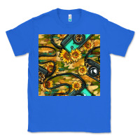 True Royal Leopard Digital Camera And Sunflowers With Camouflage Seamless Pattern Classic Tee - BundleAndBundleShop