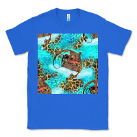 True Royal Mama Bear Hunting Fish With Leopard Seamless Pattern Classic Tee - BundleAndBundleShop