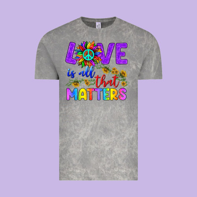 Love İs All That Matters Vintage Tee Designed By Bundleandbundleshop