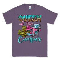 Lavender Queen Of The Camper Classic Tee - BundleAndBundleShop