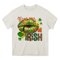 Cream kiss me im irish with lip Heavy Core Tee - NancyCooperArtShop
