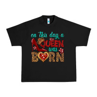 Black on this day a queen was born Urban Heavy Tee - BundleAndBundleShop