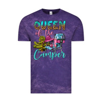 Cloud Purple Queen Of The Camper Vintage Tee - BundleAndBundleShop