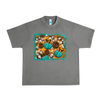 Tornado fall pumpkin distressed background Urban Heavy Tee - BundleAndBundleShop