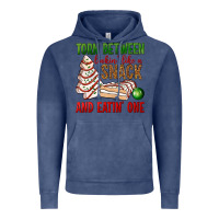 Vintage Denim torn between lookin' like a snack and eatin' one bbs Vintage Hoodie - BundleAndBundleShop