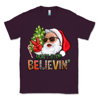 Plum Don't Stop Believing Santa Classic Tee - BundleAndBundleShop