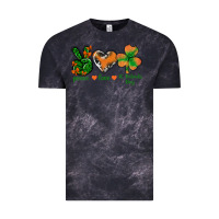 Cloud Black Peace Love St.Patrick's Day Vintage Tee - BundleAndBundleShop