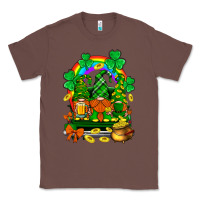 Chestnut st. patricks gnomes truck with rainbow Classic Tee - BundleAndBundleShop