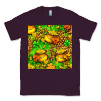 Plum St. Patrick's pot of gold seamless pattern Classic Tee - BundleAndBundleShop