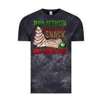 Cloud Black torn between lookin' like a snack and eatin' one bbs Vintage Tee - BundleAndBundleShop