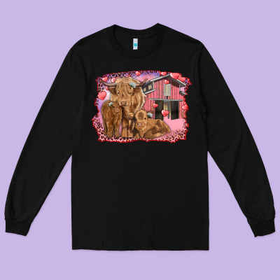 Valentines Day Mama Cow And Baby Cows Long Sleeve Tee Designed By Ranaportraitstore