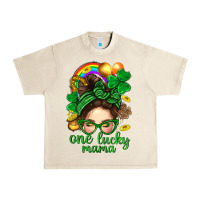 Sandshell St. Patrick Messy Bun One Luck Mama With Clover Urban Heavy Tee - BundleAndBundleShop