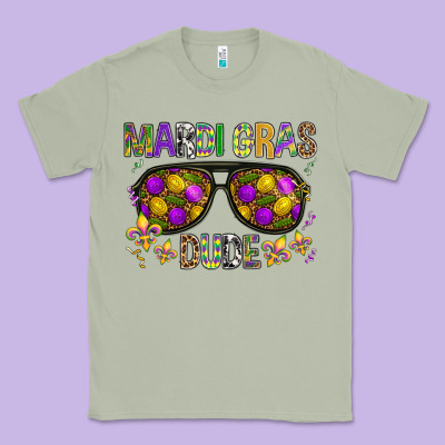 Mardi Gras Dude Classic Tee Designed By Bundleandbundleshop