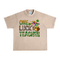 French Oak One Lucky Teacher St. Patricks Urban Heavy Tee - BundleAndBundleShop