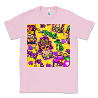 Bubblegum Pink Mardi gras gnomies seamless pattern Classic Tee - BundleAndBundleShop