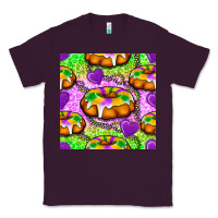 Plum Mardi Gras king cake seamless pattern Classic Tee - BundleAndBundleShop