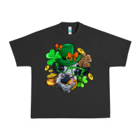 Pigment Black St. Patrick Cow Clover Urban Heavy Tee - BundleAndBundleShop