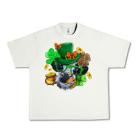 Pistachio St. Patrick Cow Clover Urban Heavy Tee - BundleAndBundleShop