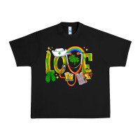 Black St. Patrick's Love Nurse Urban Heavy Tee - BundleAndBundleShop