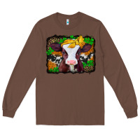 Chestnut st patricks baby cow with leopard background Long Sleeve Tee - Jasminsmagicworld