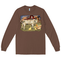 Chestnut charolaris bull and chicken in barnyard Long Sleeve Tee - RanaPortraitStore