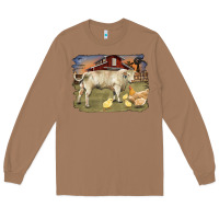 Toasted Coconut charolaris bull and chicken in barnyard Long Sleeve Tee - RanaPortraitStore