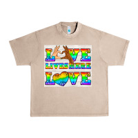 French Oak Western LGBTQ+ Love Lives Here Tumbler Urban Heavy Tee - BundleAndBundleShop