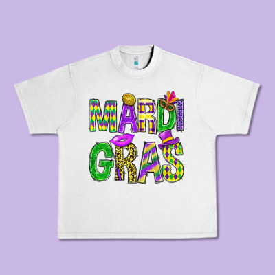 Mardi Gras Carnaval Mask With Fleur De Lis Urban Heavy Tee Designed By Bundleandbundleshop