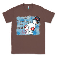 Chestnut how snowflakes are made winter christmas Classic Tee - MaliasSmallBusiness
