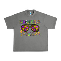 Tornado Mardi gras dude Urban Heavy Tee - BundleAndBundleShop