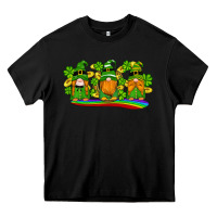 Black st patricks day gnomes shamrock gold rainbow Heavy Core Tee - Artiststas