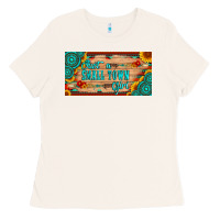 Bone just a small town girl wlth gemstone arrow and sunflowers licanse plat Ladies Tee - Artiststas