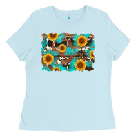 Baby Blue sunflower and cowhides with wood and turquoise background Ladies Tee - Artiststas