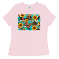 Bubblegum Pink sunflower and cowhides with wood and turquoise background Ladies Tee - Artiststas