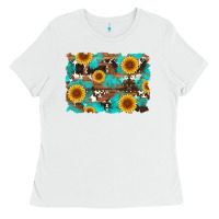 White sunflower and cowhides with wood and turquoise background Ladies Tee - Artiststas