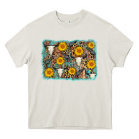 Cream cow skull sunflower background Heavy Core Tee - AdoDesignShop