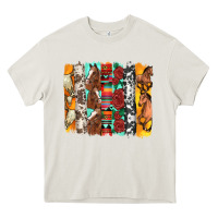Cream western horses roses and bullskulls wıth cowhide amd serape brushstro Heavy Core Tee - Artiststas