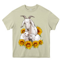 Mossy goat family with sunflowers Heavy Core Tee - Artiststas
