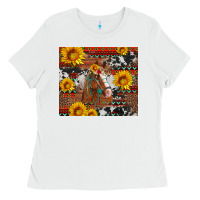 White western horse with sunflowers and aztec leopard cowhide Ladies Tee - Artiststas