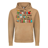Vintage Camel she believed she could change the world so she bec Vintage Hoodie - NancyCooperArtShop
