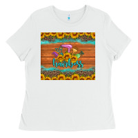 White hairboss 200z skinny sunflowers leopard hairdresser Ladies Tee - Artiststas