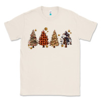 Natural howdy christmas trees Classic Tee - MaliasSmallBusiness