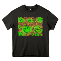 Asphalt shamrock glitter leopard and wood background Heavy Core Tee - Artiststas