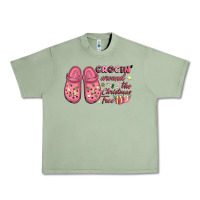 Oil Green Pink Christmas crocin' around the Christmas tree Urban Heavy Tee - NancyCooperArtShop