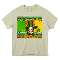 Mossy saint patricks cow and hat with sunflower and shamrock Heavy Core Tee - Artiststas