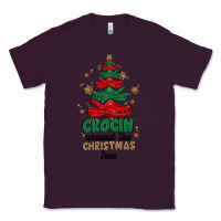 Plum crocin around the christmas tree Classic Tee - MaliasSmallBusiness